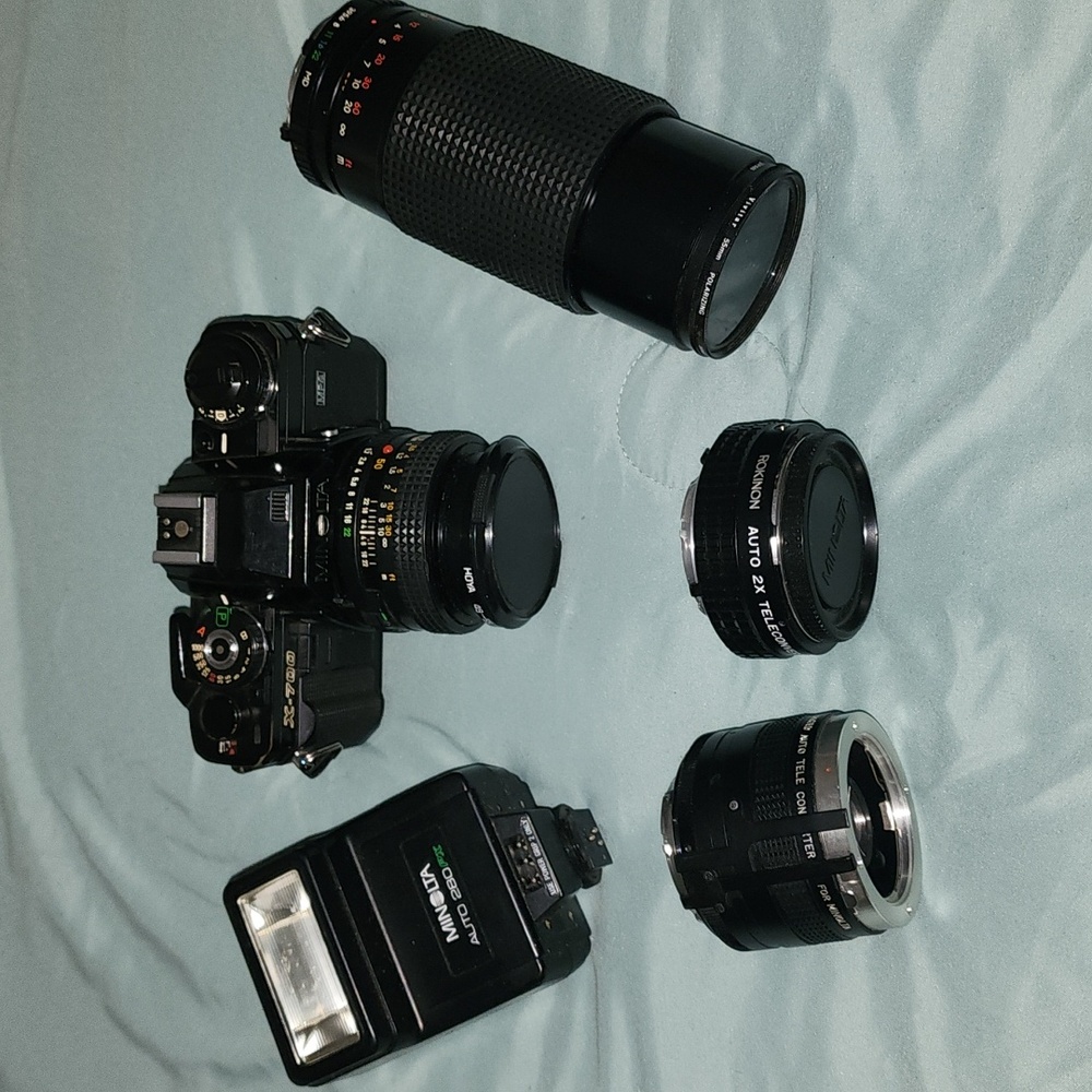 Minolta X-700 camera - Picture 3 of 4